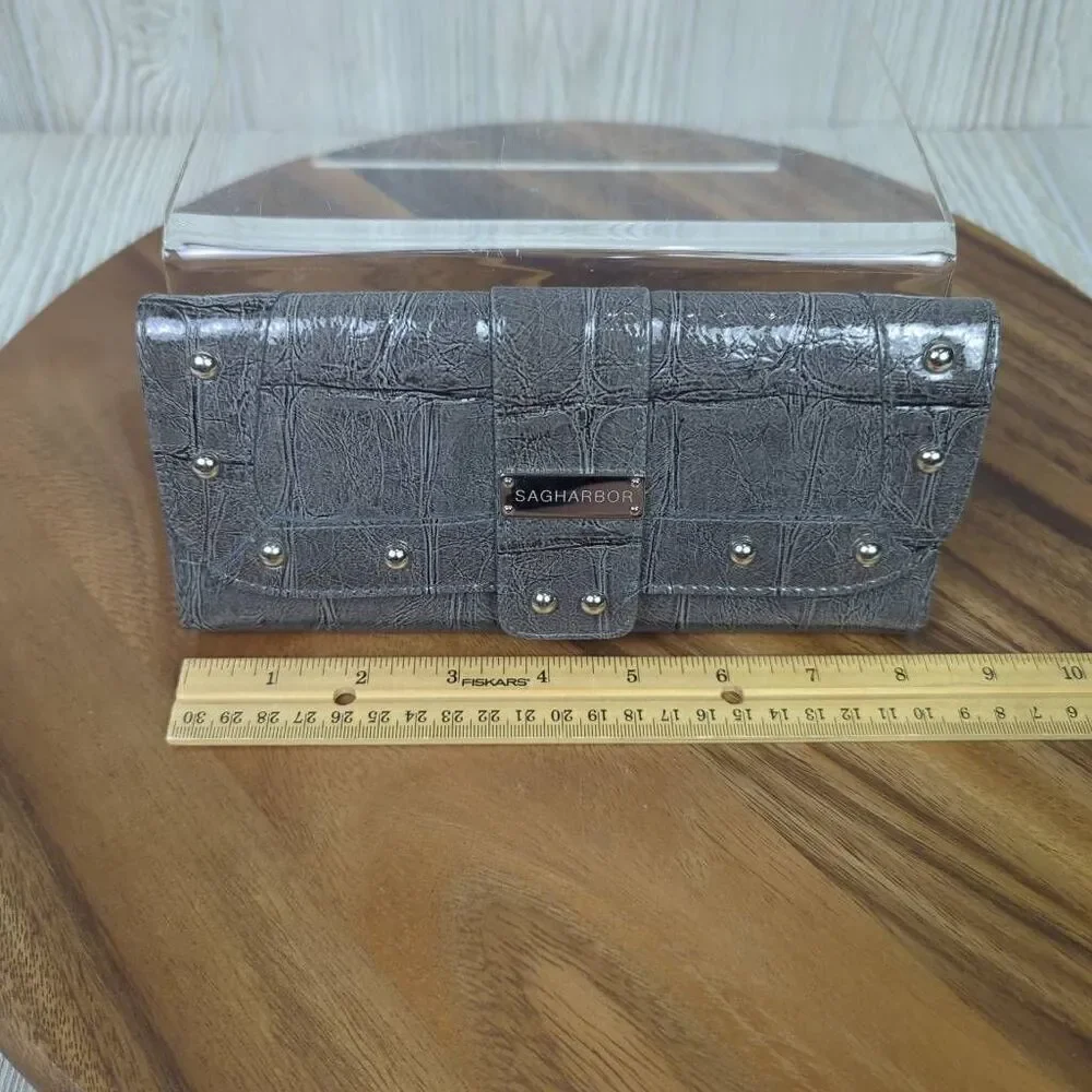Sag Harbor Womens Credit Cardholder Wallet Clutch Gray Snap Closure Studded